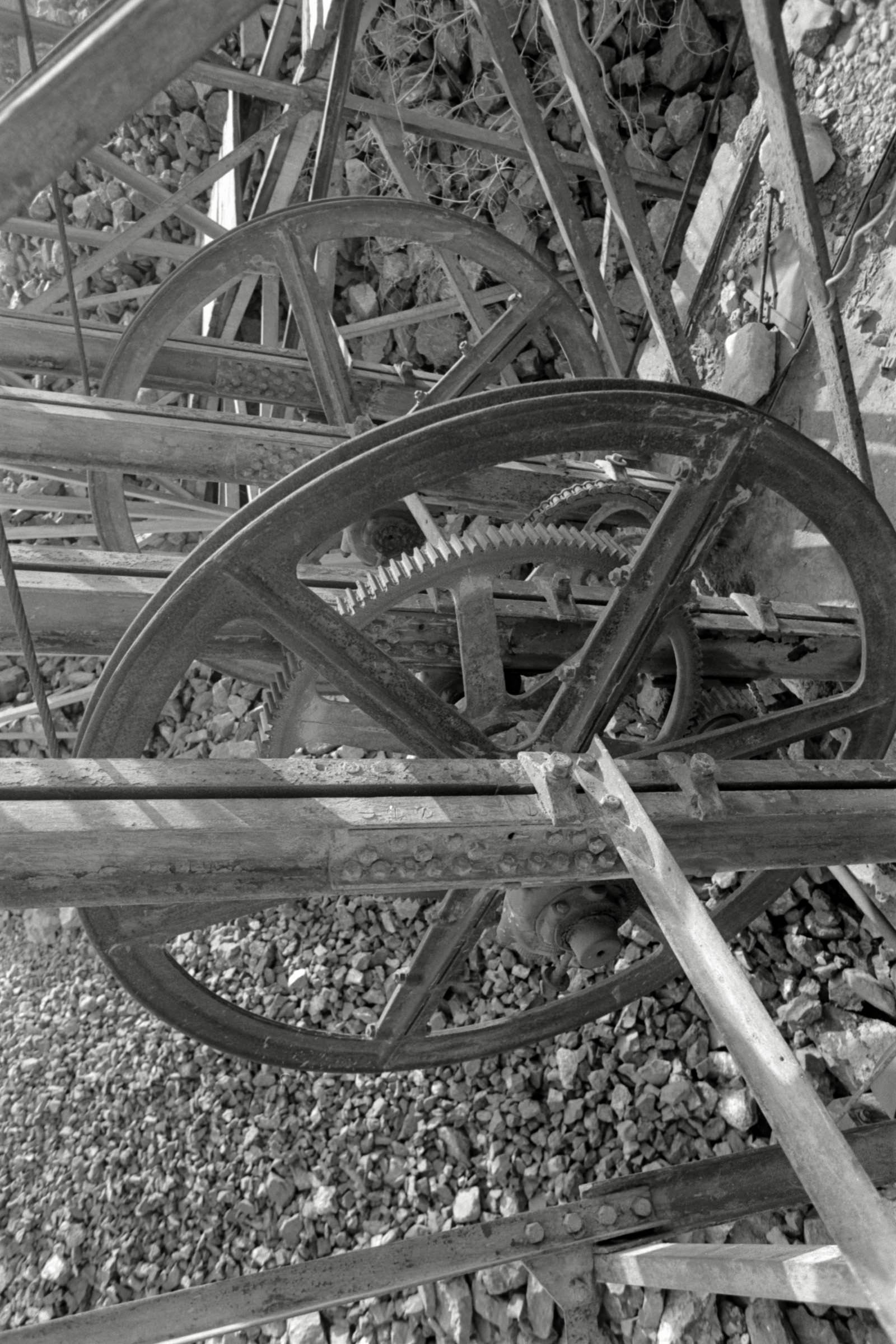 AHP F1991 09 005 sc250507 img35 NLP